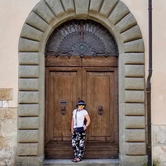 Meet your Posher, Kristen - Picture 6 of 11